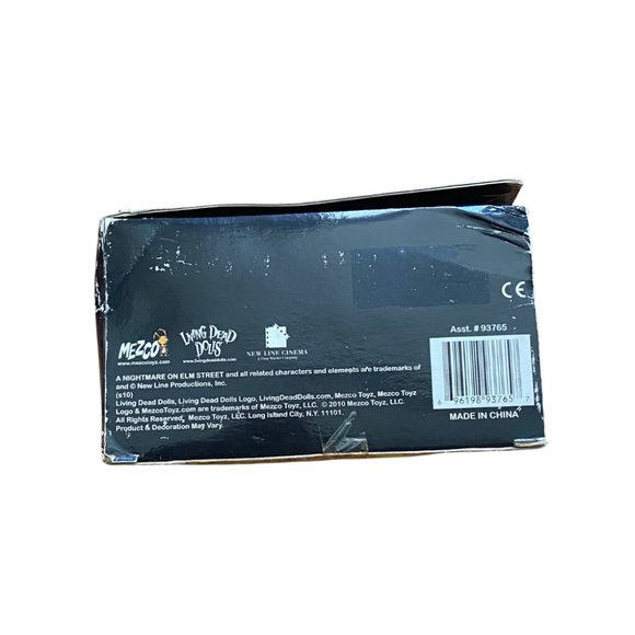 Living Dead Dolls Nightmare on Elm Street Freddy Krueger Halloween Horror 2010 - Picture 5 of 6